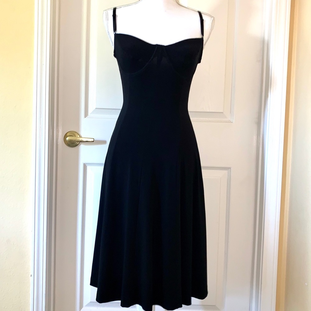 NORMA KAMALI/EVERLAST DRESS W/UNDERWIRE CUPS-